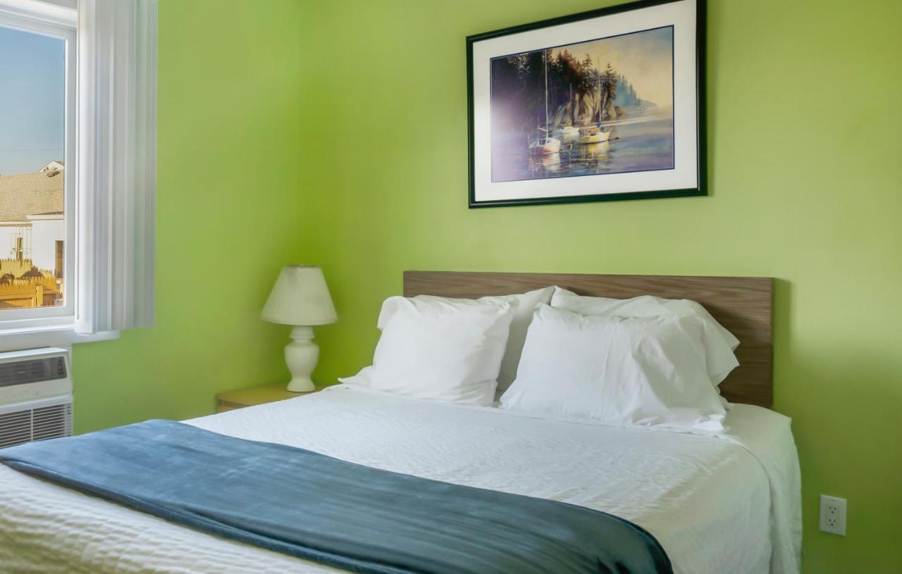 Montauk Oceanside Suites Екстериор снимка